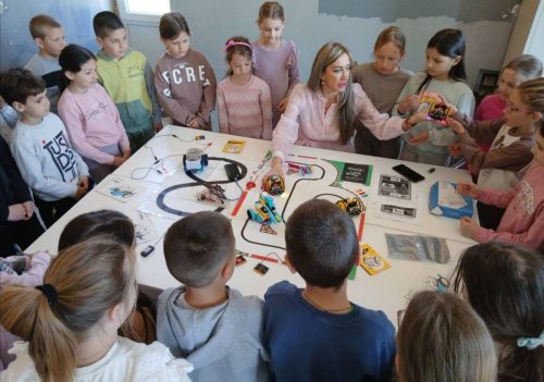 653902230 122247537974101006 4729672838222836296 n