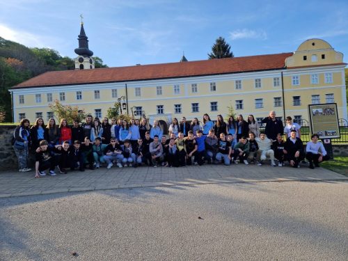 678924862 122251385306101006 8039794673493791879 n